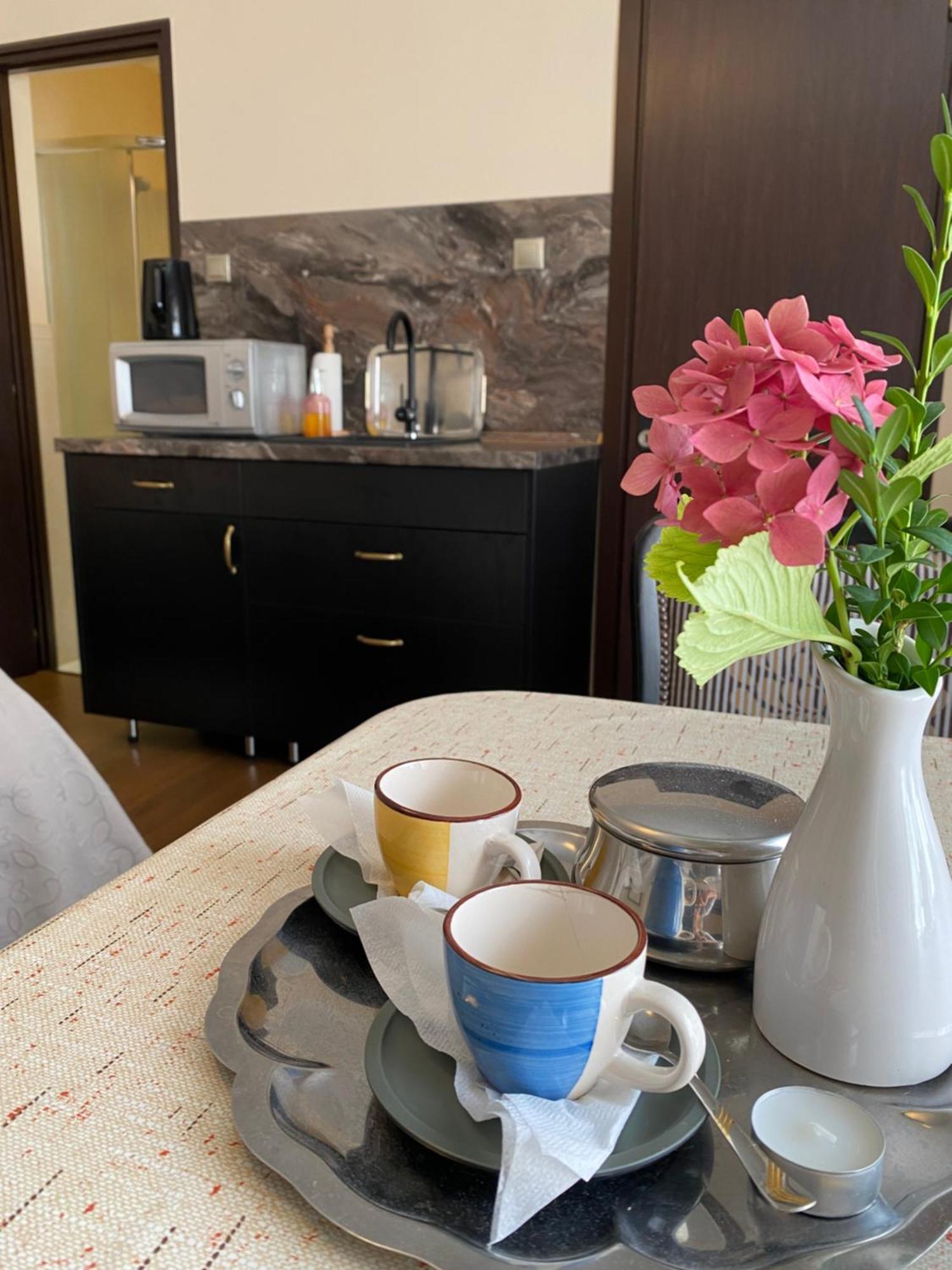 Hotel Mandula Haz à Veszprém Extérieur photo