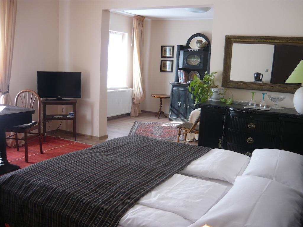 Hotel Mandula Haz à Veszprém Chambre photo